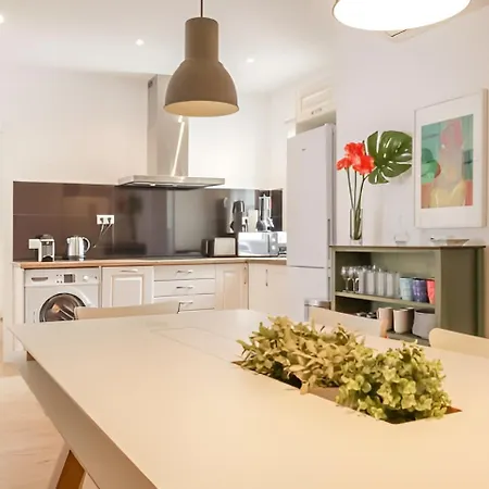 Sam Cozy Elite Апартаменты