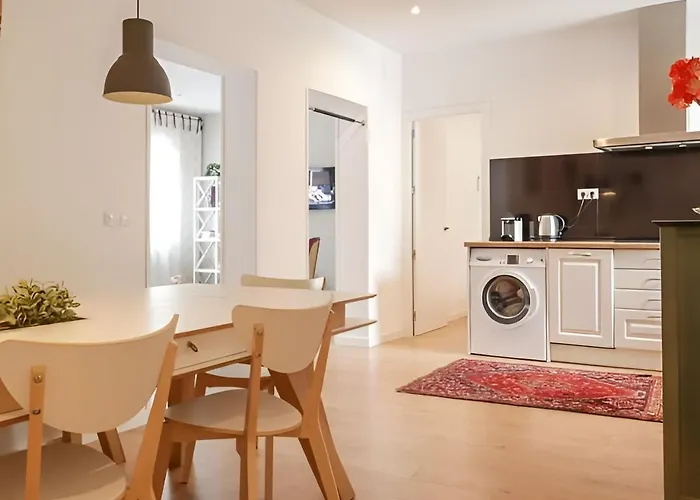 Sam Cozy Elite Апартаменты *